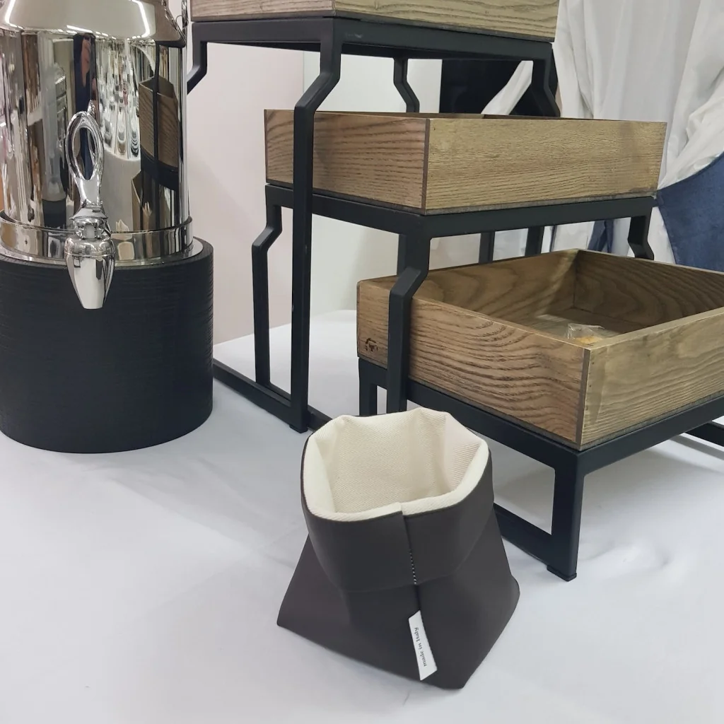 Cestino Portapane Tondo in Ecopelle Marrone 14 cm Yegam