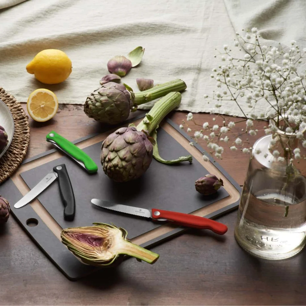 Coltello Tavola Ondulato Pieghevole Verde Swiss Classic