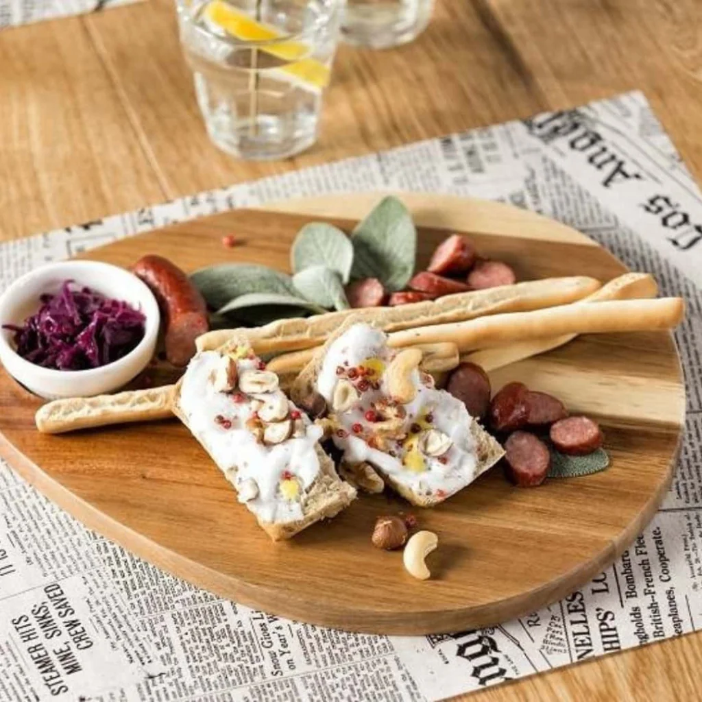 Tagliere Aperitivo Acacia con Ciotola 32x26x1,5 cm LEONE