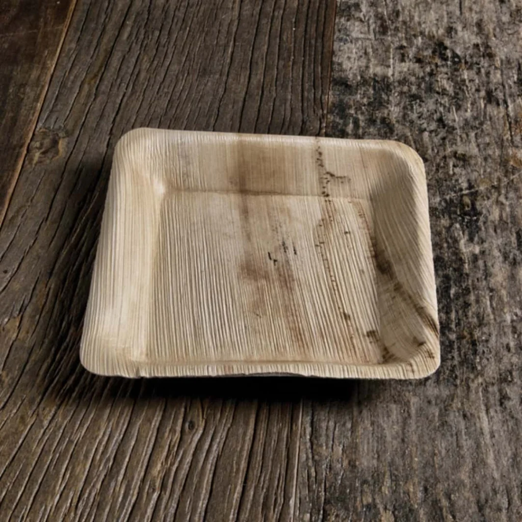 Piatti Quadrati Foglia di Palma 17x17 cm 25 pz USOBIO