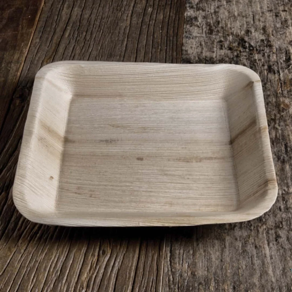 Piatti Quadrati Foglia di Palma 24x24 cm 25 pz USOBIO
