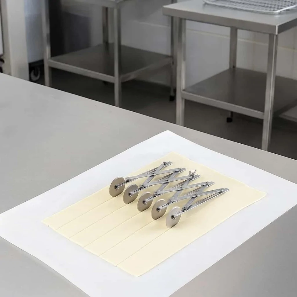 Tagliapasta Liscia Estensibile 5 Ruote THERMOHAUSER