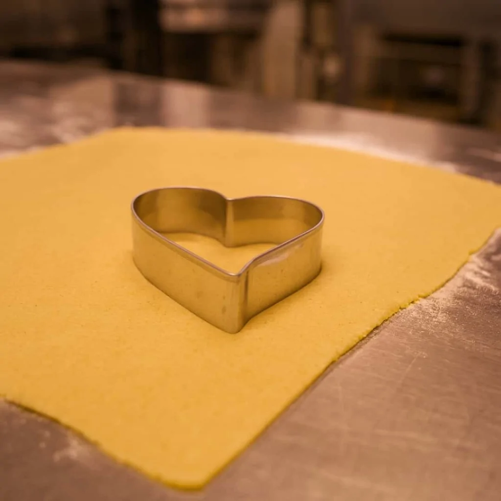 Tagliapasta Biscotti Cuore Inox 8x9 cm SAMBONET PADERNO