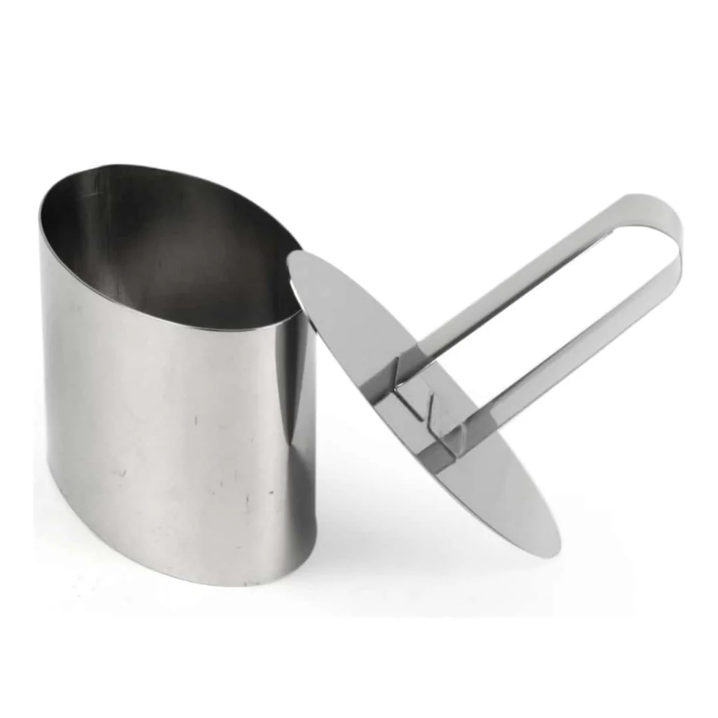 Coppapasta a Stantuffo Forma Ovale 9x5x6h cm DT
