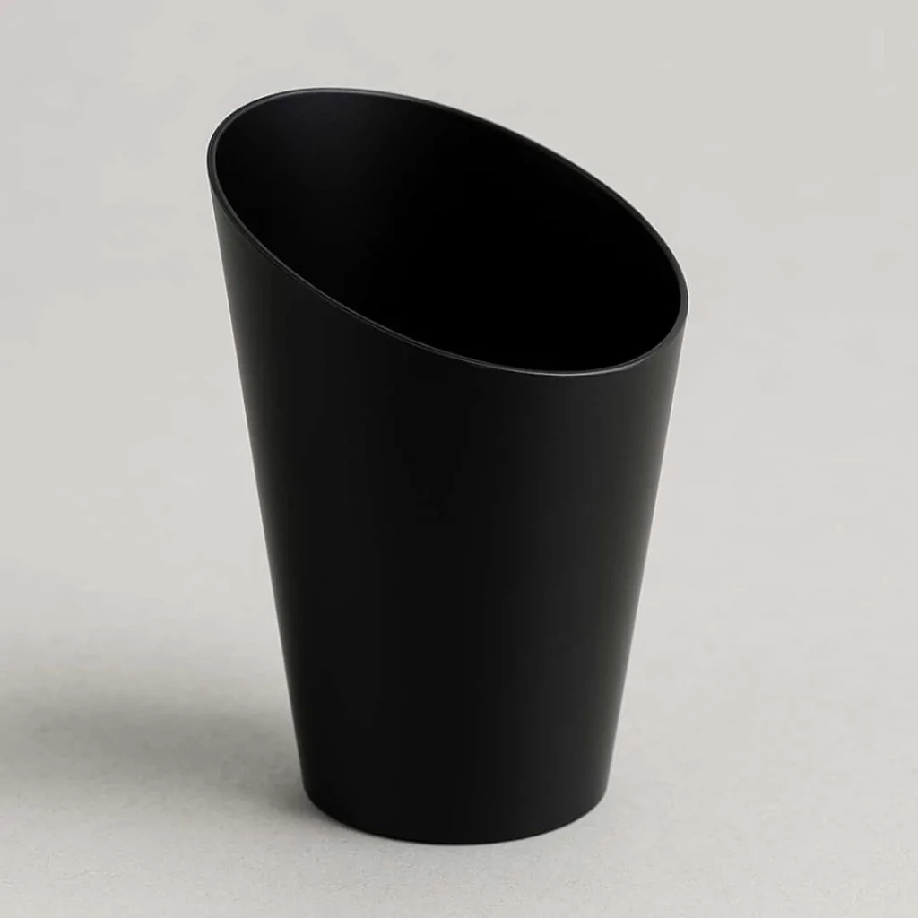 Bicchierino Conico Nero 150 cc 10 pz GOLD PLAST