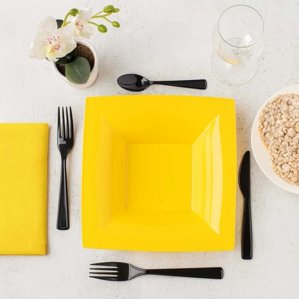 Piatti Fondi Quadrati Nice Giallo Mango 18x18 cm 15 pz GOLD